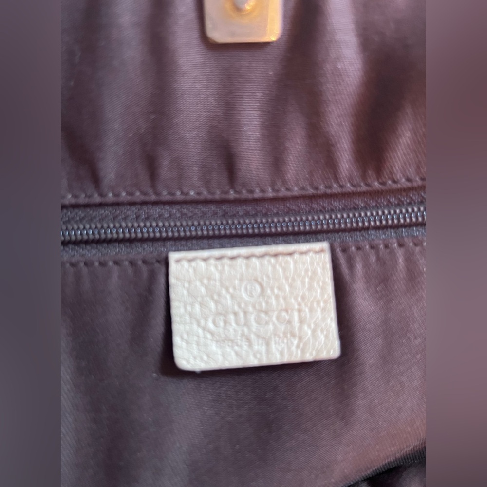 Gucci Beige and Brown GG Canvas Tote. Good condition. Authenticity card provided - Picture 10 of 14